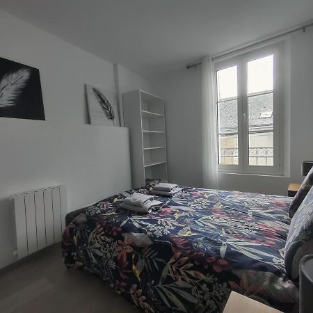 Appartement T3 PLUME Hyper centre d'ERNÉE Esterno foto