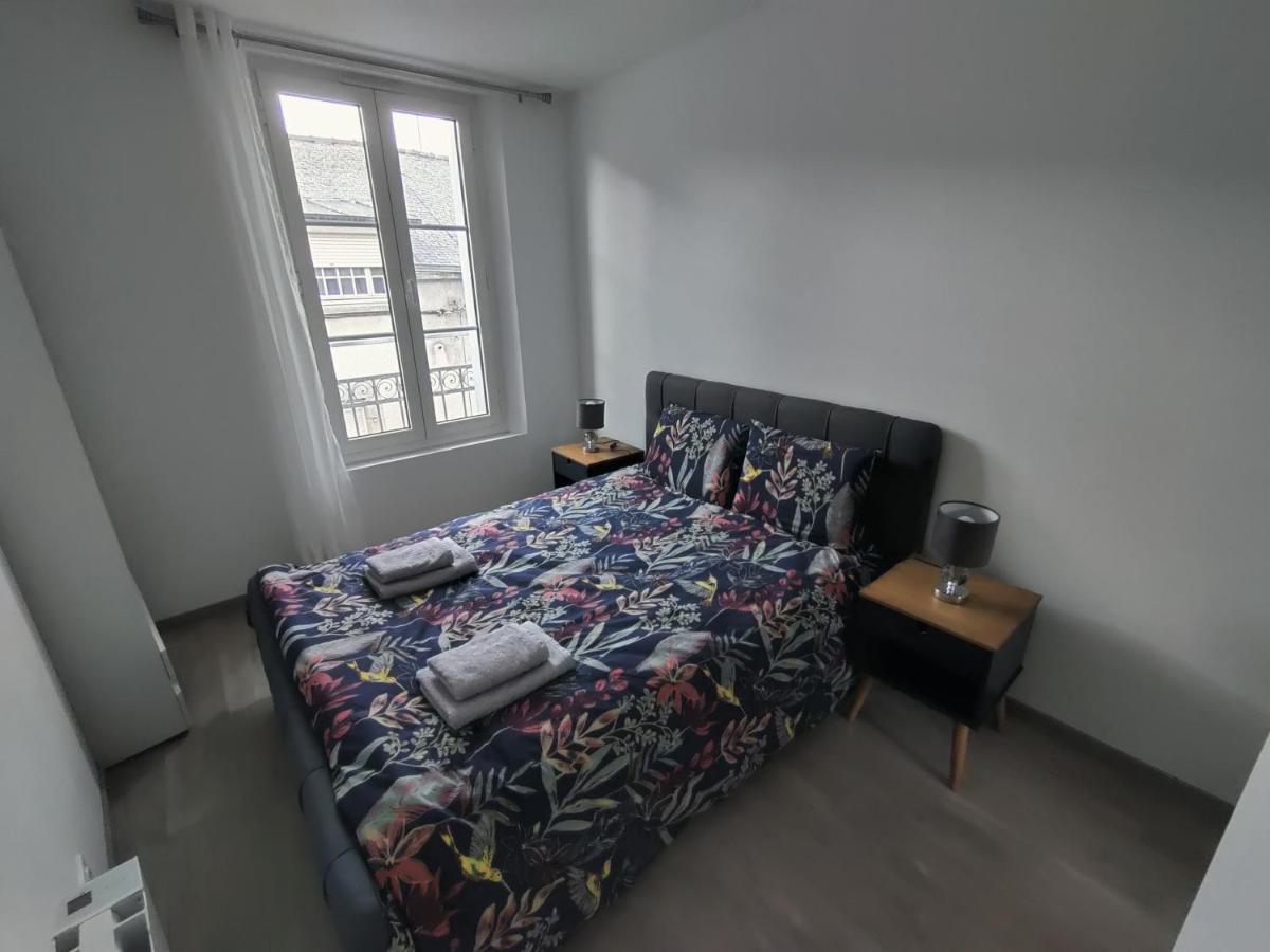 Appartement T3 PLUME Hyper centre d'ERNÉE Esterno foto