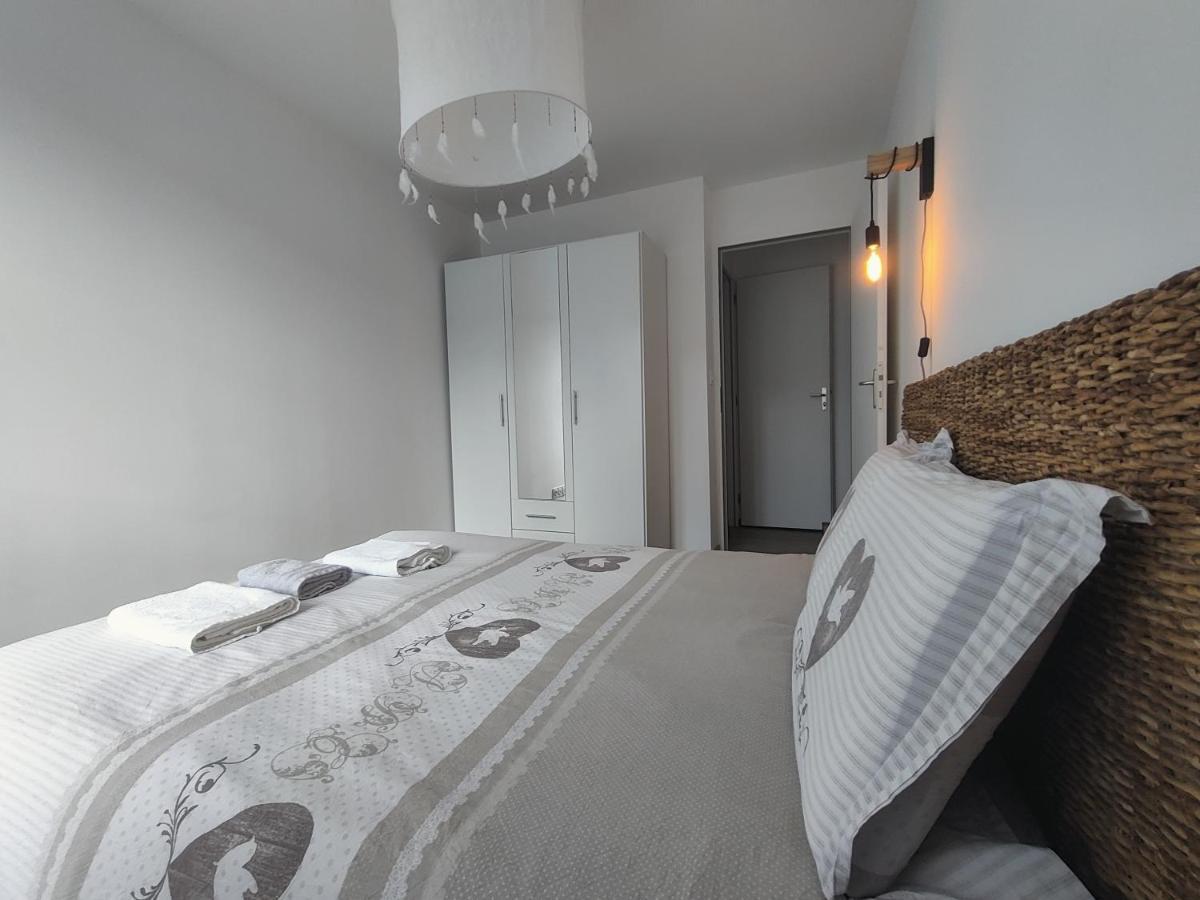 Appartement T3 PLUME Hyper centre d'ERNÉE Esterno foto