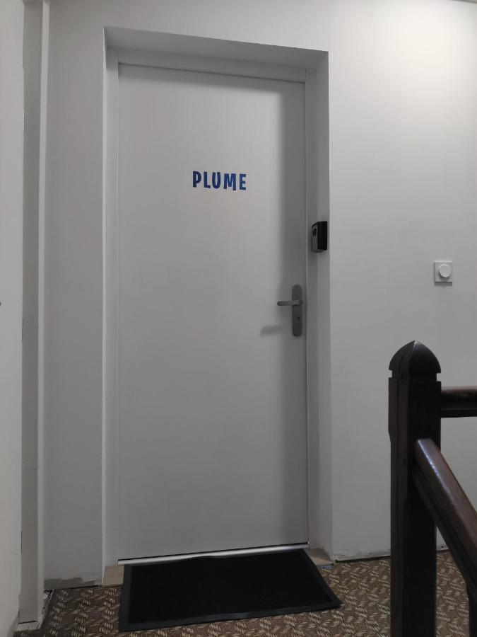 Appartement T3 PLUME Hyper centre d'ERNÉE Esterno foto